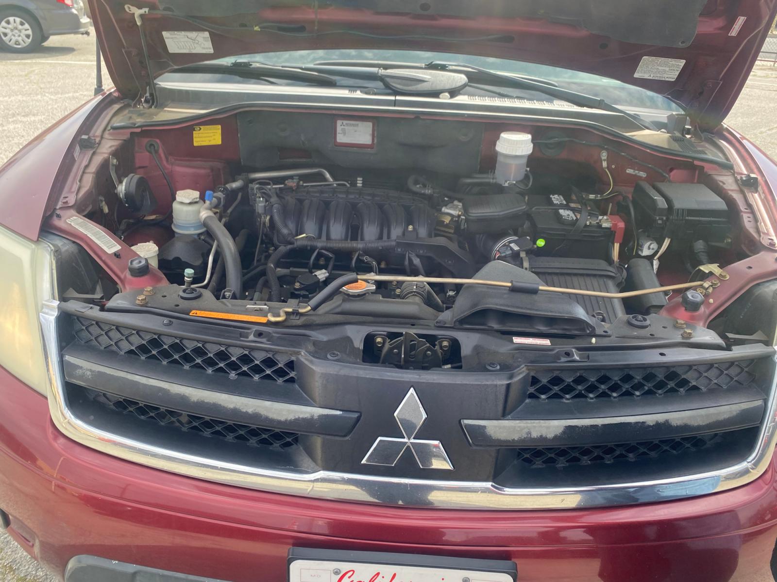 2006 /GREY Mitsubishi Endeavor (4A4MM21S26E) with an V6 3.8 LITER engine, AUTOMATIC transmission, located at 44356 Date Ave., Lancaster, CA, 93534, (661) 945-6555, 34.688919, -118.139374 - Photo #6